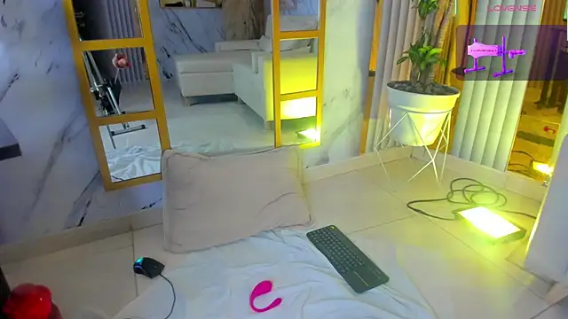 erotik lady online show from February 24, 2025, 10:14 pm