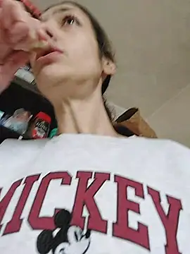 JoLeNe27 online show from January 8, 2026, 8:27 am