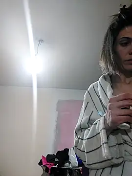 JoLeNe27 online show from March 19, 2026, 6:12 pm