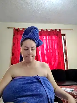 Snapshot of rosahills chatting on January 30, 2025, 12:16 pm rosahills online show from January 30, 2025, 12:16 pm