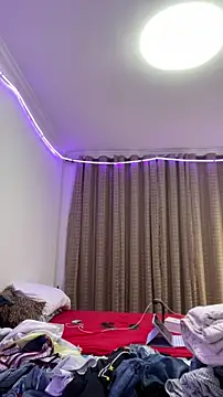 Patriciamoura69 online show from November 9, 2025, 8:29 pm