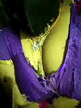 teddy-143 online show from November 23, 2025, 5:35 pm