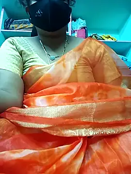 teddy-143 online show from December 1, 2025, 5:40 pm