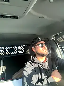 Ozzy420  online show from December 1, 2025, 4:45 pm