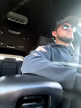 Ozzy420  online show from January 6, 2026, 11:07 pm