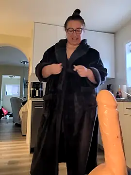 Canadian BBW online show from March 15, 2025, 3:59 pm