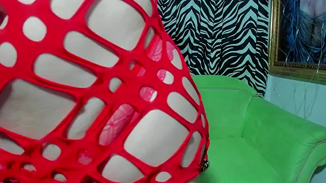 mia beatles online show from March 3, 2025, 6:44 pm