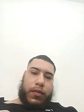 Snapshot of R3Y_S3X chatting on March 22, 2025, 9:31 pm R3Y S3X online show from March 22, 2025, 9:31 pm