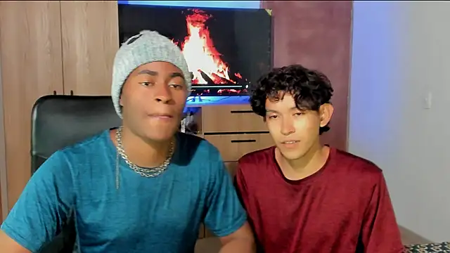CrissBrownxxx online show from May 13, 2026, 3:26 am