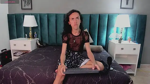 Karol fenixx online show from December 29, 2024, 3:24 pm