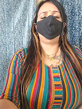 cute-tanvi online show from February 17, 2025, 7:26 am