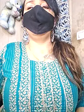 Snapshot of cute-tanvi chatting on April 2, 2026, 12:41 am cute-tanvi online show from April 2, 2026, 12:41 am