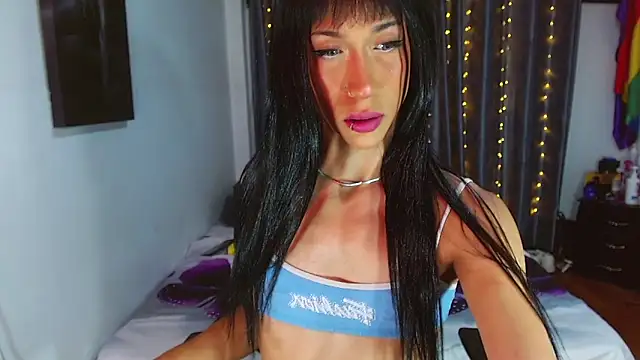 Kenisha Sweet online show from April 12, 2026, 12:04 am