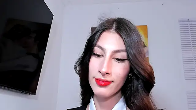 valeria gonzales  online show from December 4, 2024, 9:13 pm