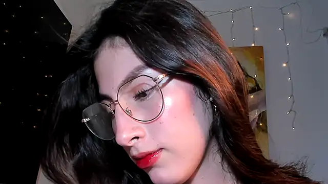 valeria gonzales  online show from January 11, 2025, 5:20 am