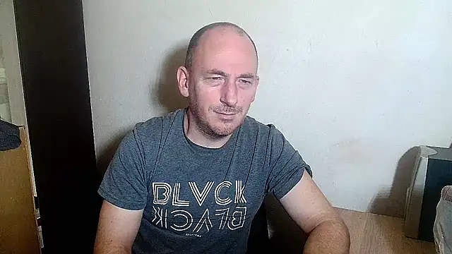 Johan   Barker online show from February 12, 2026, 1:28 pm