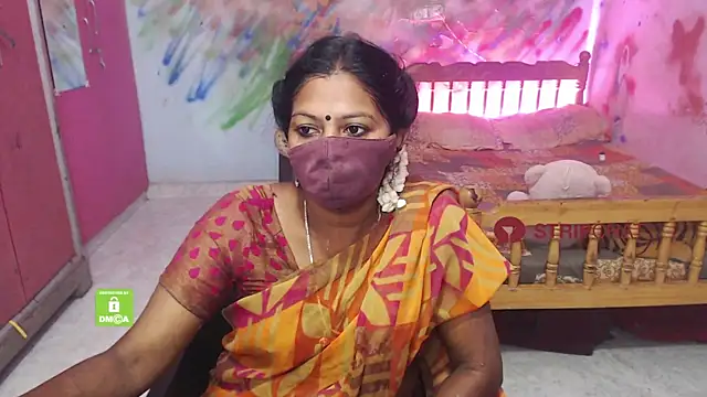 Snapshot of Novapol chatting on September 19, 2025, 1:01 pm Novapol online show from September 19, 2025, 1:01 pm