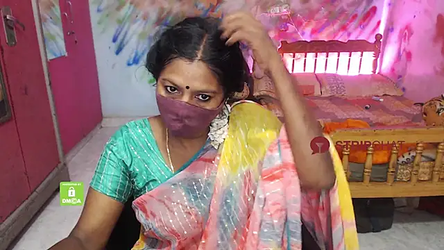 Snapshot of Novapol chatting on October 4, 2025, 2:31 am Novapol online show from October 4, 2025, 2:31 am