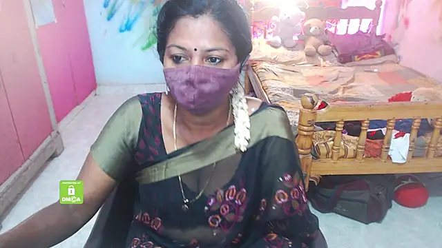 Snapshot of Novapol chatting on November 21, 2025, 5:39 am Novapol online show from November 21, 2025, 5:39 am