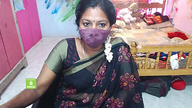 Snapshot of Novapol chatting on November 21, 2025, 5:44 pm Novapol online show from November 21, 2025, 5:44 pm