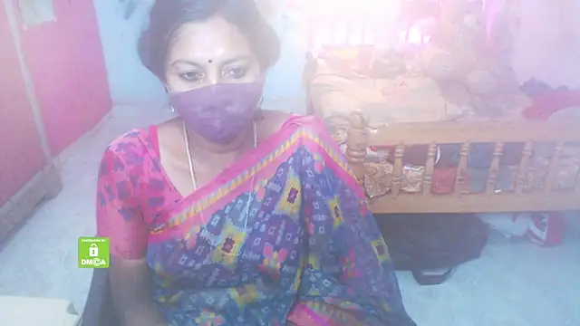 Snapshot of Novapol chatting on December 3, 2025, 5:55 pm Novapol online show from December 3, 2025, 5:55 pm