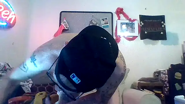 CLoSpunkmeyer69 online show from February 28, 2025, 3:04 pm