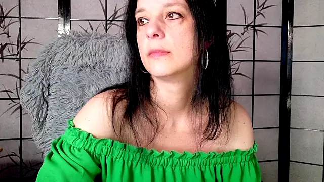  Sweetlonglips  online show from March 30, 2026, 7:31 am