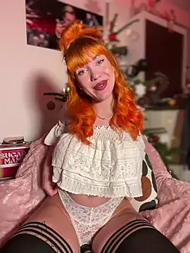 Pia July  online show from December 19, 2024, 8:55 pm