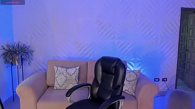 AbellaCroft online show from January 11, 2026, 1:05 pm