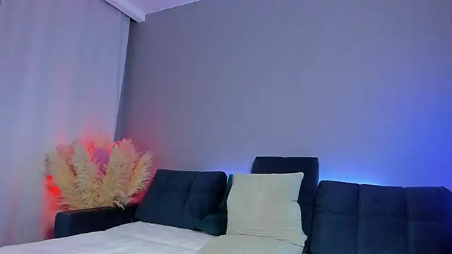 Snapshot of ClockworkLady chatting on February 20, 2025, 5:01 am ClockworkLady online show from February 20, 2025, 5:01 am