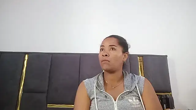 Snapshot of aleixane chatting on June 14, 2026, 7:10 am aleixane online show from June 14, 2026, 7:10 am