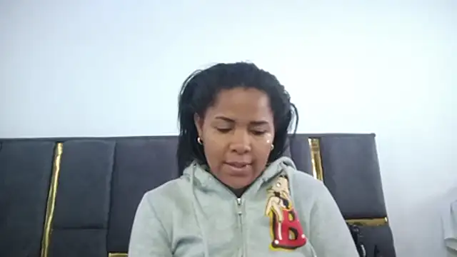 Snapshot of aleixane chatting on July 2, 2026, 4:51 am aleixane online show from July 2, 2026, 4:51 am