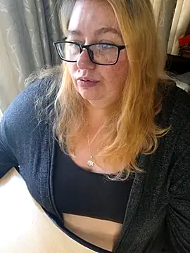 Iceprincess2bad4u online show from November 2, 2025, 6:38 am