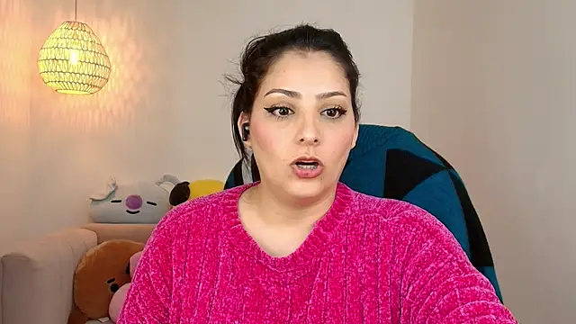 Snapshot of YummyAnna_ chatting on September 23, 2025, 8:23 pm YummyAnna  online show from September 23, 2025, 8:23 pm
