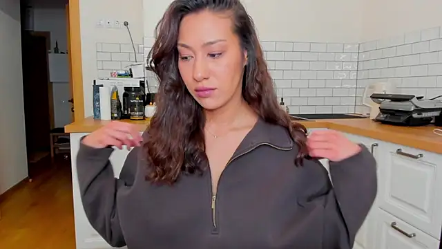 FieryHeart online show from November 11, 2025, 1:55 pm