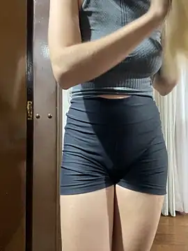 Snapshot of larrysalopes chatting on March 31, 2026, 12:12 am larrysalopes online show from March 31, 2026, 12:12 am