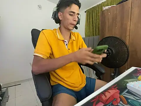 Max TheHorseDick online show from January 15, 2025, 3:00 am