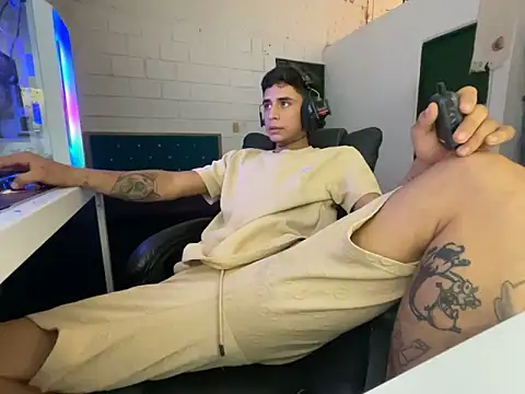 Max TheHorseDick online show from March 12, 2026, 6:58 pm