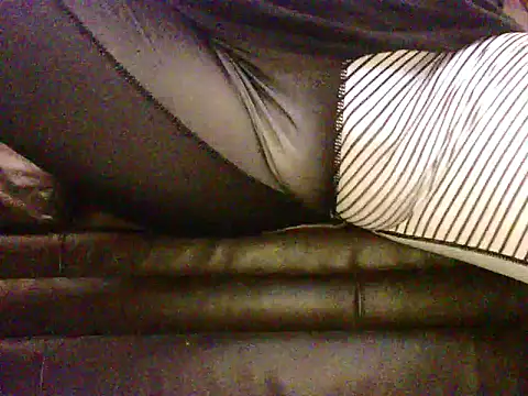 Snapshot of SDtinycok chatting on March 9, 2025, 4:33 pm SDtinycok online show from March 9, 2025, 4:33 pm