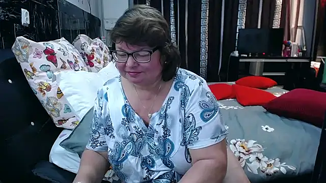 SweetMommaX online show from April 30, 2026, 8:57 pm