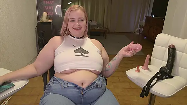 MargotGrey online show from December 13, 2025, 7:53 pm