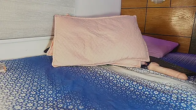 mssburbuja online show from February 19, 2025, 6:11 am