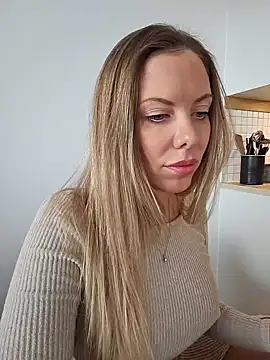 novaforyou1 online show from January 26, 2025, 1:25 pm