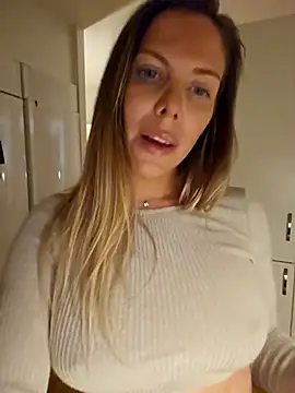 novaforyou1 online show from February 7, 2025, 4:14 pm