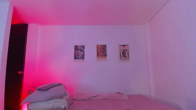 Moonlight1002 online show from March 11, 2026, 2:28 am