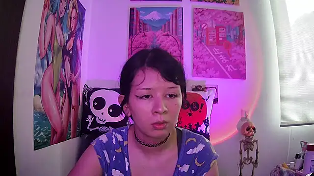 Haru Queenn online show from October 5, 2025, 9:02 pm