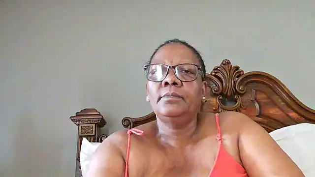 Snapshot of SEXYBOOBSNASS chatting on January 5, 2025, 5:30 am SEXYBOOBSNASS online show from January 5, 2025, 5:30 am