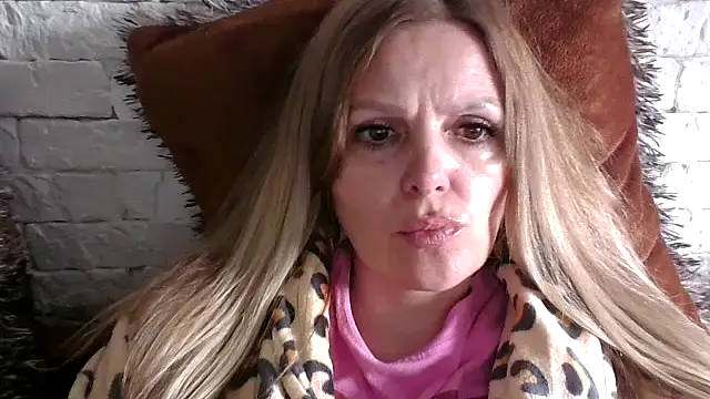 Angel girllovemy online show from February 20, 2026, 8:05 am