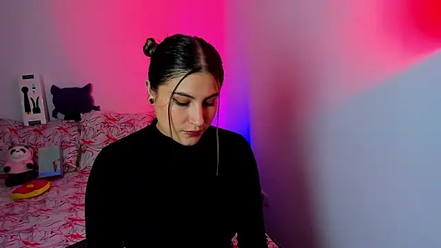 amelie collins online show from March 6, 2025, 10:58 pm