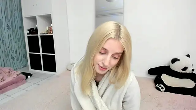 KenzieDawton online show from May 23, 2026, 5:06 pm